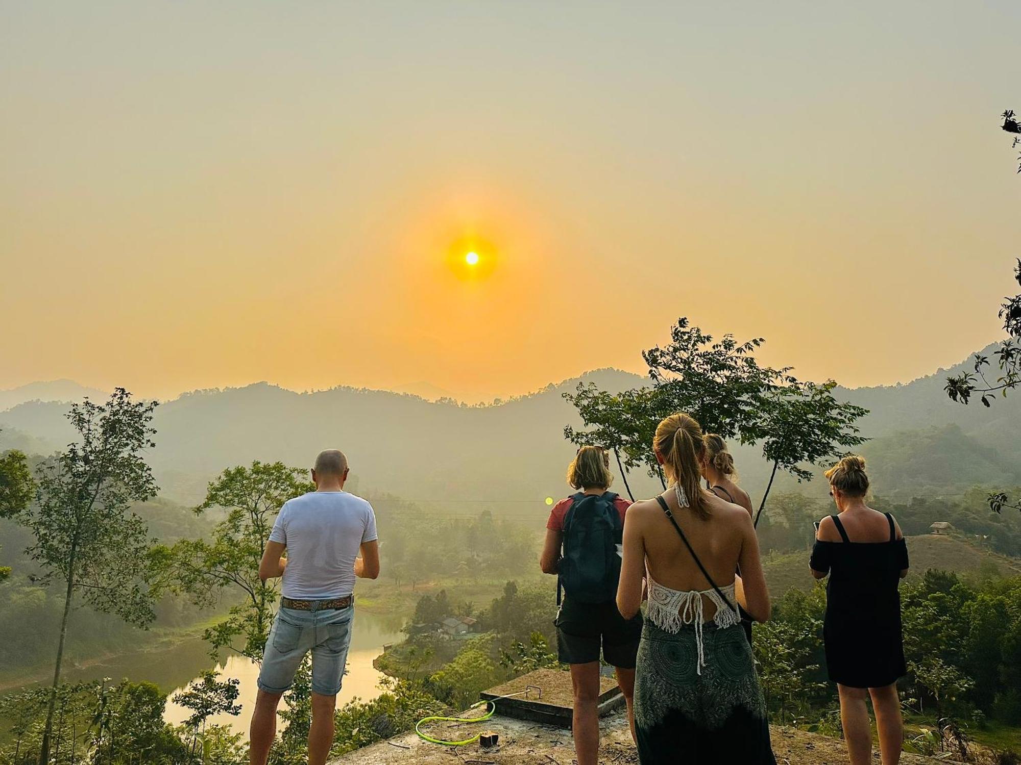 Ban Bang Ecolodge Tours & Motorbike Rental Ha Giang Exterior photo